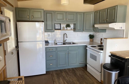 Houghton House | Modern Camp on Portage Lake