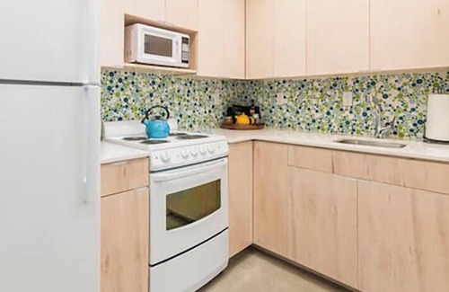 Barelas House | Modern Casita in Historic Downtown Albuquerque