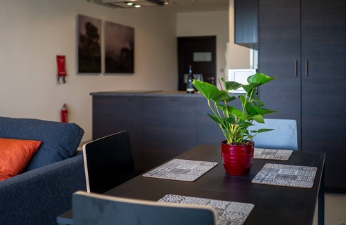 St. Julian's Apartment | Modern central apartment, perfect for holidays in Malta