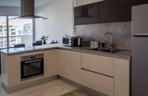 Paceville Apartment | Modern central apartment, perfect for holidays in Malta