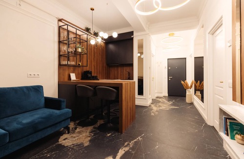 Baia Mare Apartment | Modern&central apartment with a gorgeous bathtub inside one of the two bedrooms.
