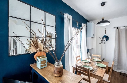 Exeter Apartment | Modern, central flat with character features