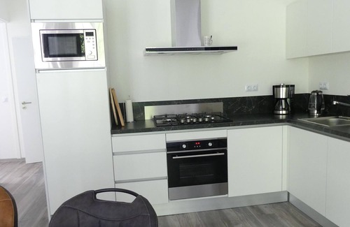 Oldebroek Ski Chalet | Modern chalet with beautiful garden, located in a holiday park by the forest