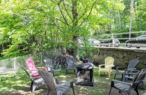 North Hatley Ski Chalet | Modern chalet with spa, fireplaces, beach and dock
