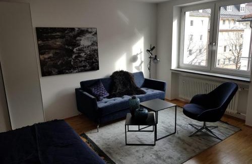 Perlach Apartment | Modern City Apartment 3