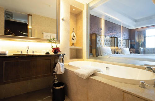 Luohu Hotel | Modern Classic Hotel