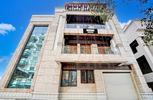 Kanpur House | Modern Comfort Stays at Swarop Nagar Kanpur