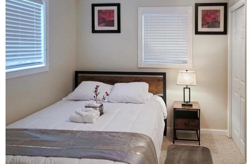 Hybla Valley House | Modern Comfort Stays