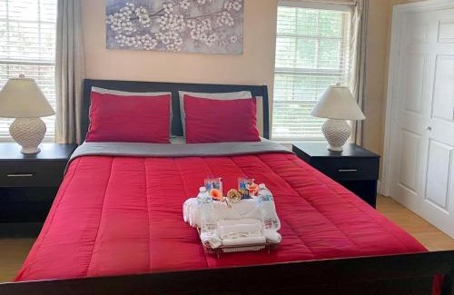 Hybla Valley House | Modern Comfort Stays