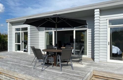 Newstead House | Modern & Comfy 2-Bedroom House