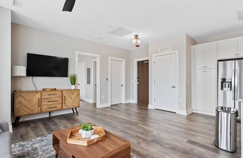 Fuquay-Varina Condo | Modern condo - DT Fuquay - Free Parking - walk to restaurants, coffee, breweries