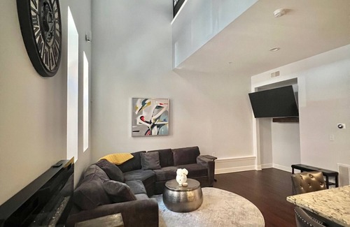 Saratoga Springs Condo | Modern Condo in the heart of Downtown Saratoga