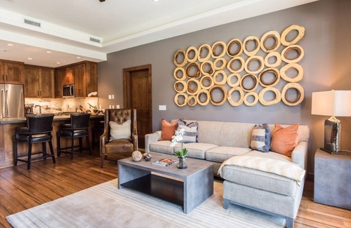 South Lake Tahoe Condo | Modern Condo Near the Marina + Gondola | Fireplace