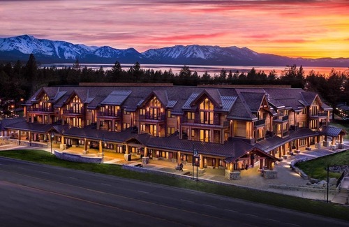 South Lake Tahoe Condo | Modern Condo Near the Marina + Gondola | Fireplace