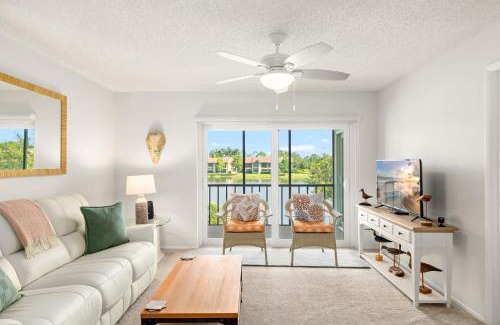 Oldsmar House | Modern Condo on the lake Oldsmar FL