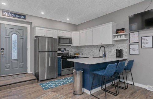 Buffalo Apartment | Modern Contemporary apartment