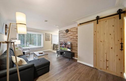 Shelby Township Apartment | Modern Cozy 1 Bedroom Apartment in Shelby Township