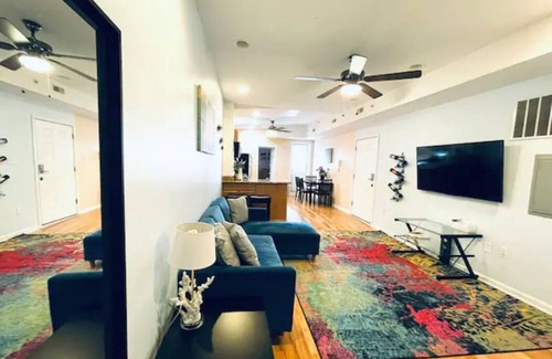 Passyunk Square Apartment | Modern Cozy Huge Balcony in Heart of Passyunk