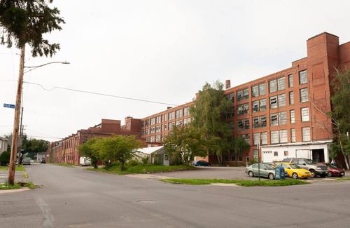 Williamsport Apartment | Modern Cozy Loft-5.7 miles from Little League International World Series Complex