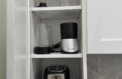 Sulphur Springs Apartment | Modern & Cozy Studio— Stylish ComfortnAwaits