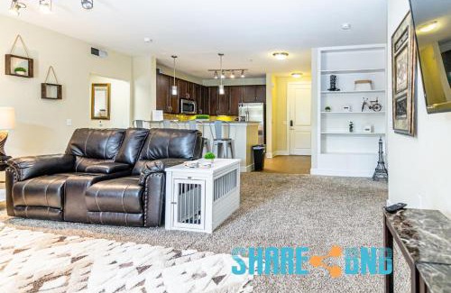 Park Central Apartment | Modern Dallas Retreat - 2br, Patio, Parking