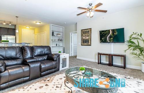 Park Central Apartment | Modern Dallas Retreat - 2br, Patio, Parking