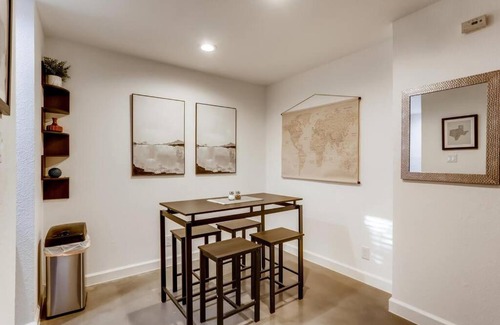 Clarksville Apartment | Modern Designer Condo Close to Downtown Austin!