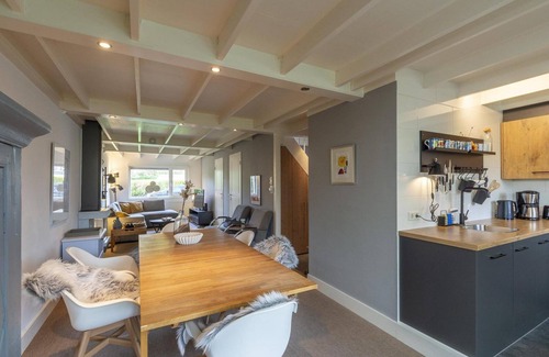 Sint Maartensvlotbrug House | Modern detached house with sauna and beautiful garden near dunes and beach!