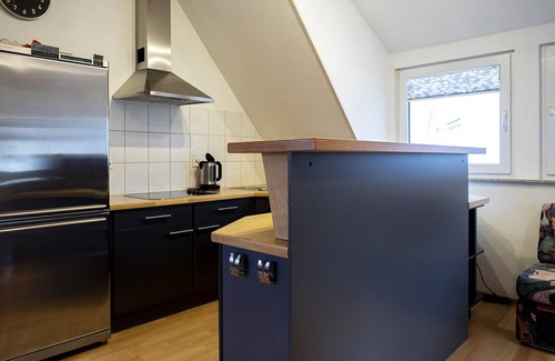 Reisach Apartment | Modern detached apartment in Löwenstein, close to Audi, Lidl, Bosch, Kaufland