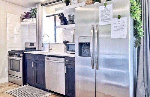 Toquerville House | Modern Downstairs Suite in Zion