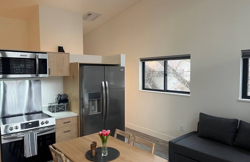 Riverfront House | Modern Duplex, Centrally Located