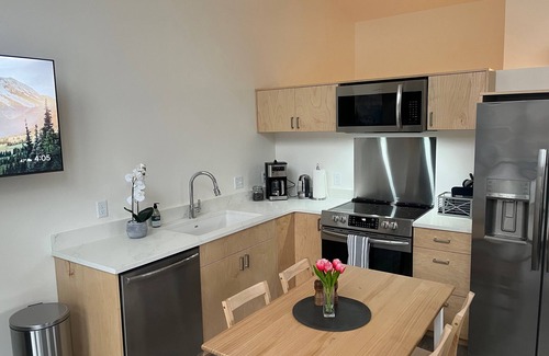 Riverfront House | Modern Duplex, Centrally Located