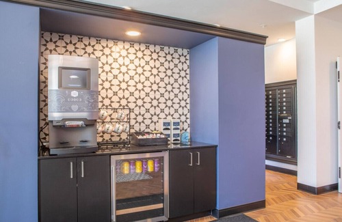 East Town Apartment | Modern East Side 1BR Apt with Balcony, Pool, and Gym
