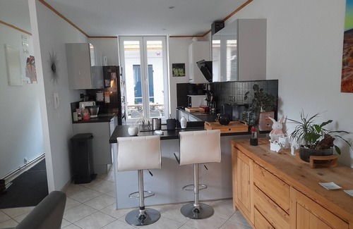 Saint-Rambert-en-Bugey Apartment | Modern, fully-equipped apartment