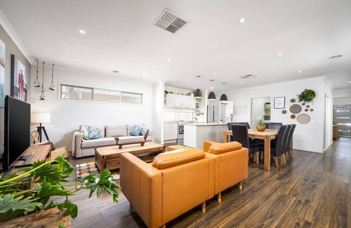 Cranbourne East House | Modern Family Friendly Retreat Home with Sunroom