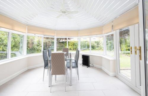 Cheadle House | Modern Family Home in South Manchester/Stockport