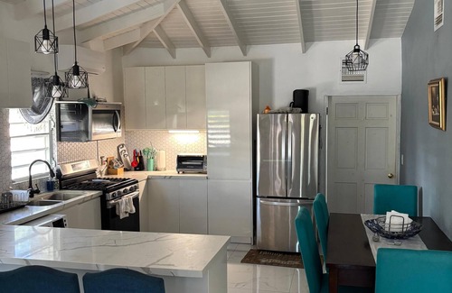 Saint Phillip Parish House | Modern Family Home Near Beaches