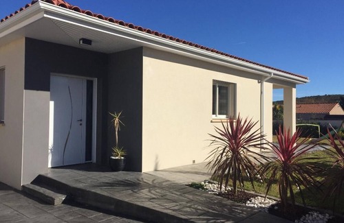 Rigarda House | modern family house between sea and mountain