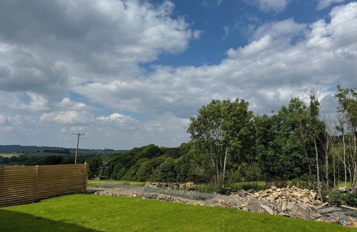 Hoylandswaine House | Modern Family/Pet Friendly Barn Conversion in a rural setting great access