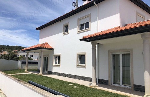 Salir do Porto Villa | Modern family villa with pool, 5 minutes from the beach