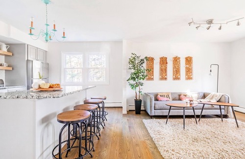 Bearsville House | Modern Farmhouse Getaway