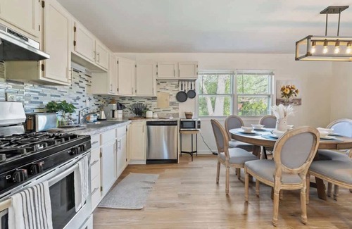 Streamwood House | Modern Farmhouse | Yard + Pets OK | LCP Collection