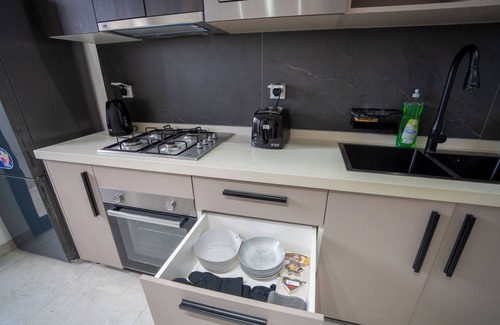 Grand Dakar Apartment | Modern Flat 24/7 Security 30kWh Electricity/Day Included