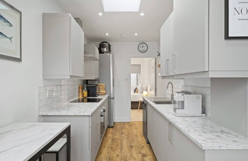 Exmouth Apartment | Modern Flat Minutes from Exmouth Sea Front