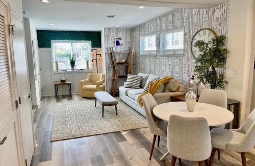 Trenton Apartment | Modern Fully Renovated Suite & Loft in Downtown Trenton