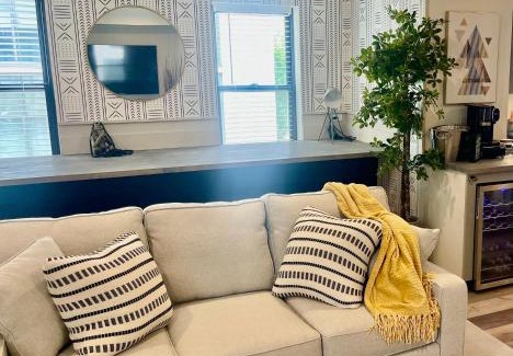 Trenton Apartment | Modern Fully Renovated Suite & Loft in Downtown Trenton