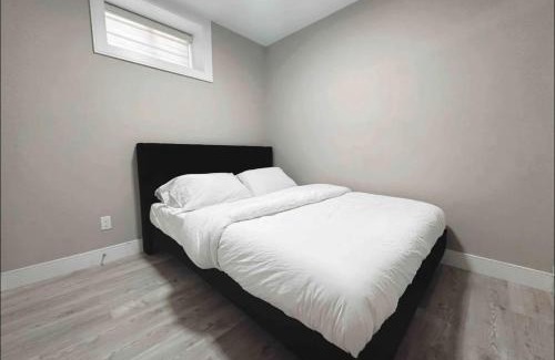 Vancouver South Apartment | Modern Guest Suite in Vancouver