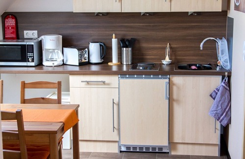 Treppendorf Apartment | Modern holiday apartment near the Thomann music store, lovingly furnished