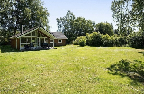 Hojby House | Modern Holiday Home in Højby with Whirlpool