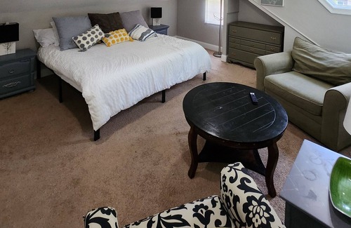 Brownsville House | Modern Home in the Valley